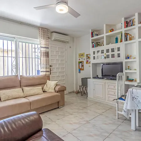 2 Bedroom Cozy In *